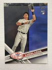 2017 Topps Aaron Judge #287 Fielding (RC)