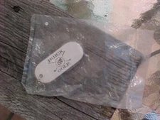 1980s BUICK GOLF BAG TAG FLINT MICHIGAN TRI-CREST LOGO NOS IN SEALED PLASTIC BAG