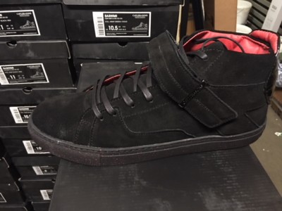 Cayler&Sons C&S Schuhe Wildleder Suede Sashimi Deep Black/Red Rot Gr:44,5 US10,5