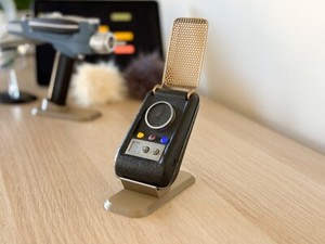 Star Trek Communicator Diamond Select | eBay