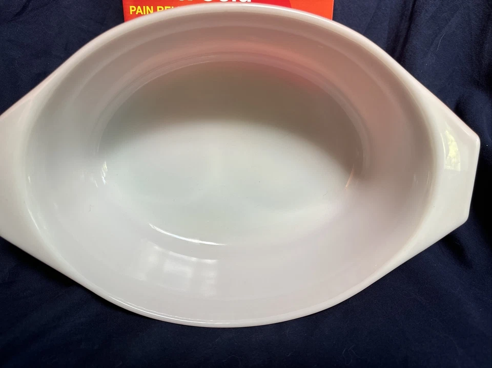 Vintage Pyrex  Autumn Harvest Wheat Pattern Casserole Dish  Orange - 043 size  - Image 3 of 4