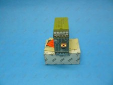 Pilz P1HZ/1/120 474440 Two Hand Safety Relay 1.5A 250VAC/ 4VA 120VAC/ 120 VAC