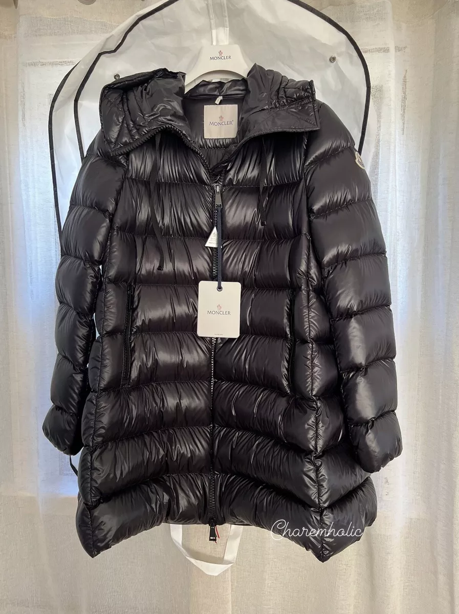 NWT! MONCLER Black 🖤 Suyen Water Resistant Hooded Down Puffer Coat Size 4 NWT! MONCLER Black 🖤 Suyen Water Resistant Hooded Down Puffer Coat Size 4