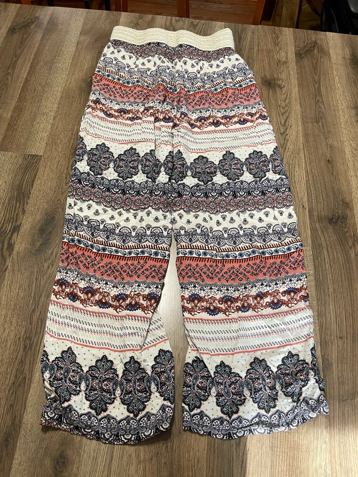 Pantalones Joe B, Para Mujer Talla XL, Blanco Rojo Negro, Floral, Pull On, Pierna Ancha Foto 2 de 4