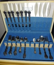 45 PCS NORITAKE "SYLVIA" 18/8 STAINLESS  FLATWARE SET   7-5pc place settings +++