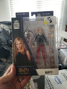 Buffy the vampire slayer action figure