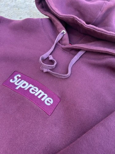 2011 Supreme Men’s Bergundy Box Logo Hoodie Archive Size XL - product listing photo