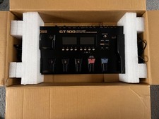 NEAR MINT Boss GT-100 Guitar Amp Effects Pedal + Box + Power Supply + Manual