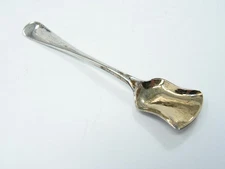 RARE ANTIQUE 18th CENTURY GEORGIAN CRESTED SOLID SILVER SALT SHOVEL B