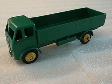 Dinky Toys 25R Wagon Flat Bed Truck Nice Restoration, new tires & FREE SHIPPING!