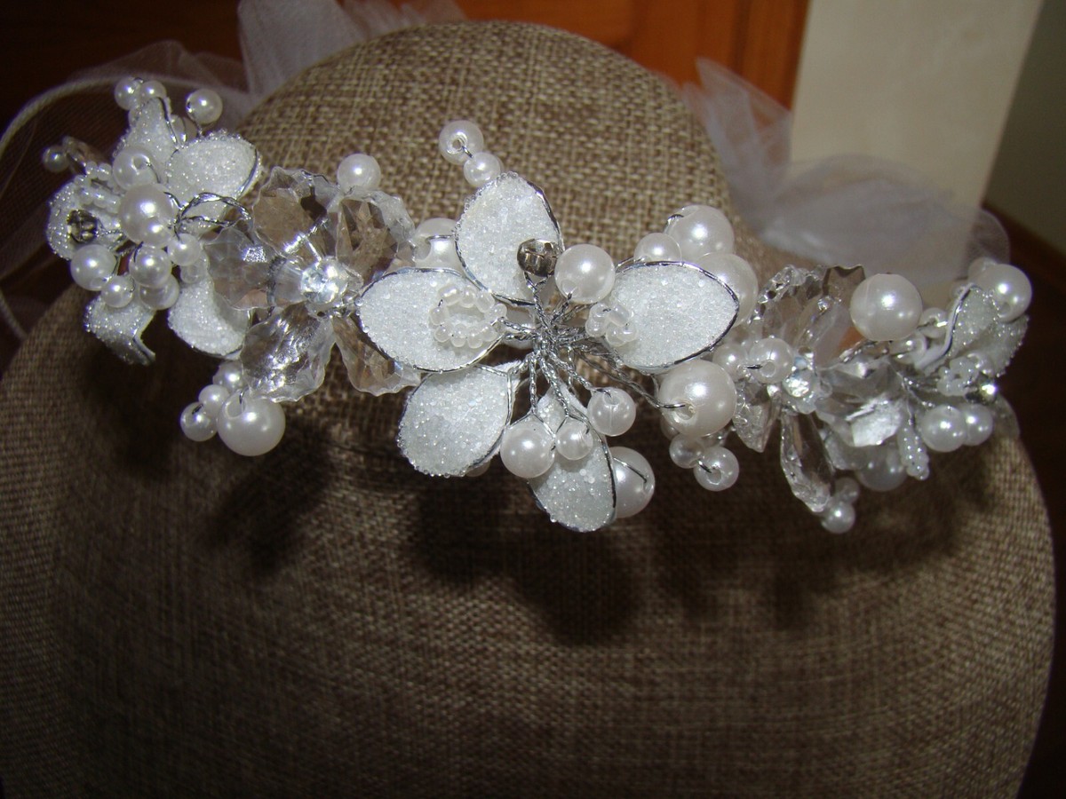 NEW Communion Wedding Veil Beaded Pearl Jeweled Crown Floral 
