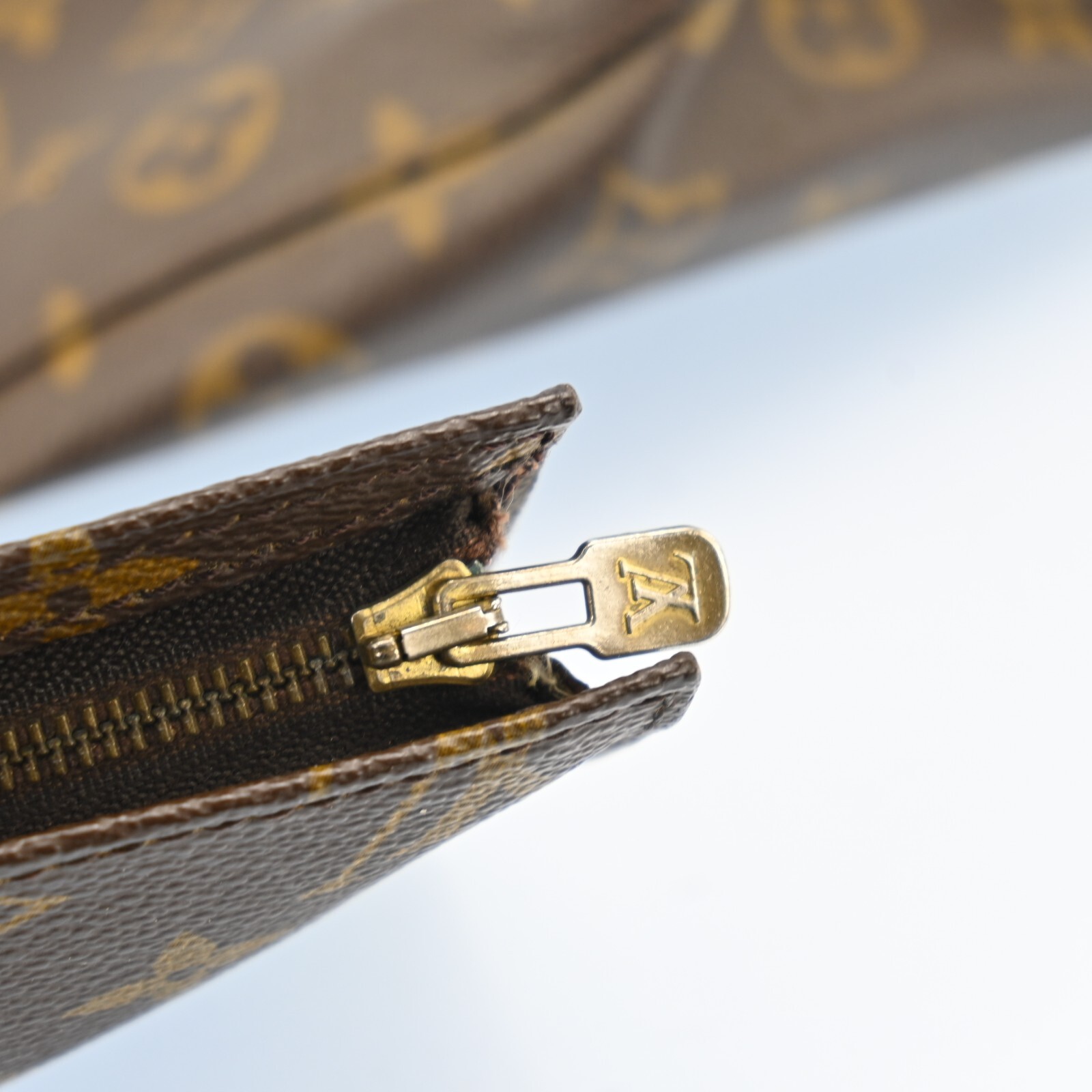 LOUIS VUITTON Monogram Bucket GM Shoulder Bag M42236 LV E2583AA501