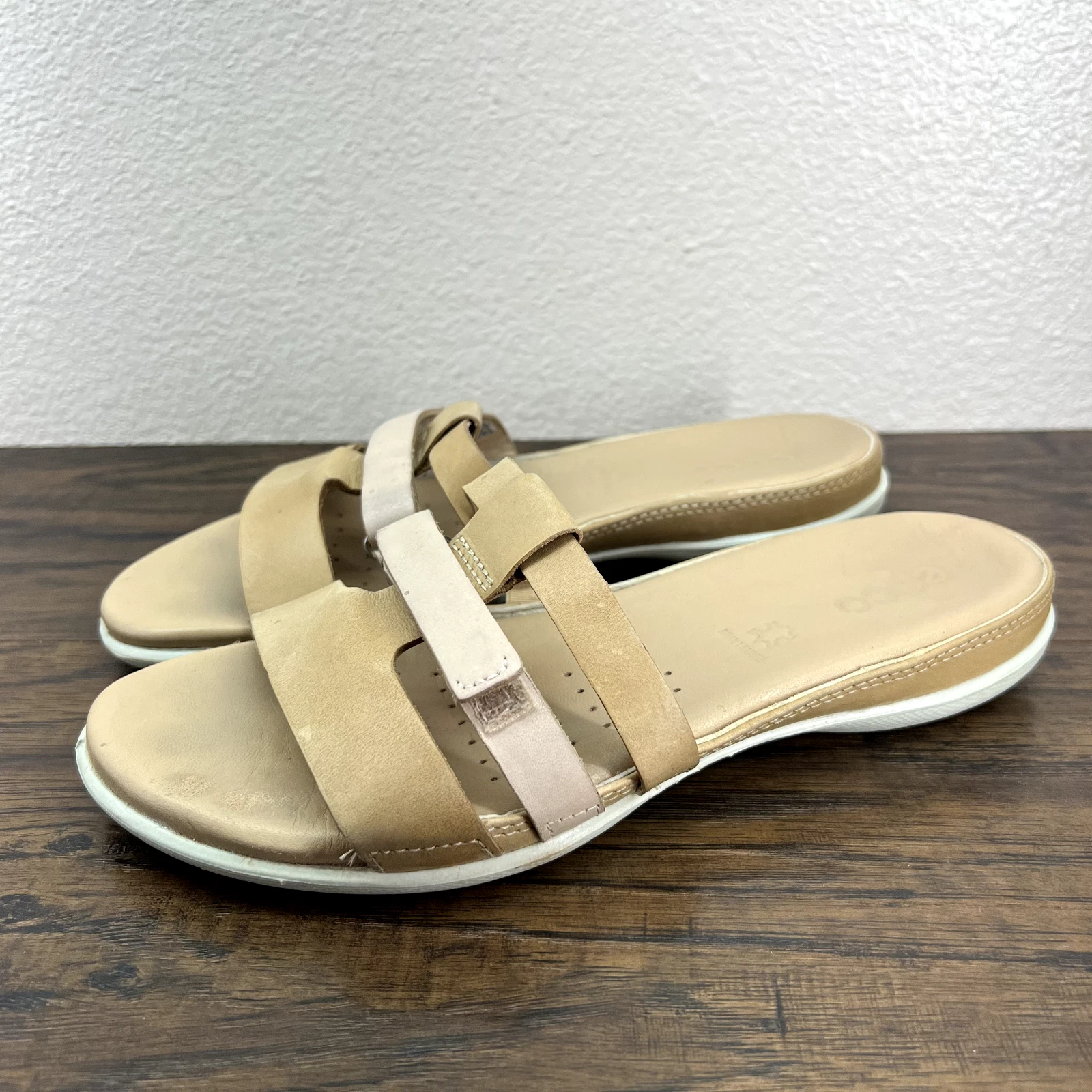 Sandali da donna Ecco taglia 6 6 5 EU 37 flash piatti antiscivolo marrone chiaro pelle