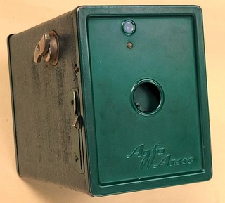 GREEN AGFA ANSCO BOX CAMERA FROM THE USA