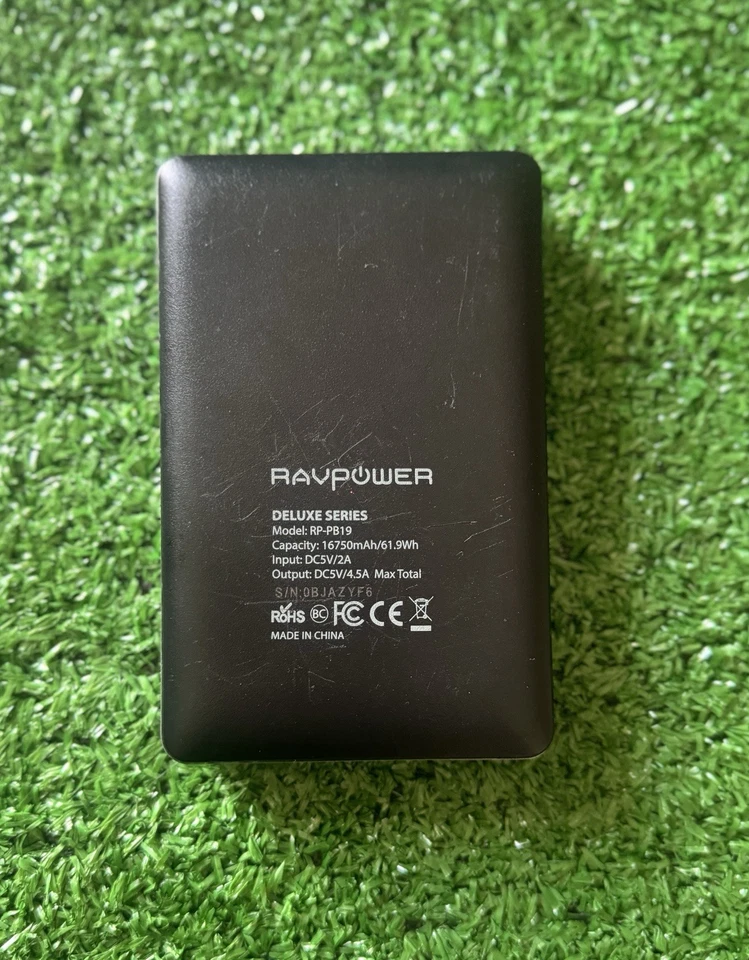 RAVPower Deluxe RP-PB19 16.750mAh Banco de Alimentación Portátil Batería, Puertos USB Foto 2 de 4
