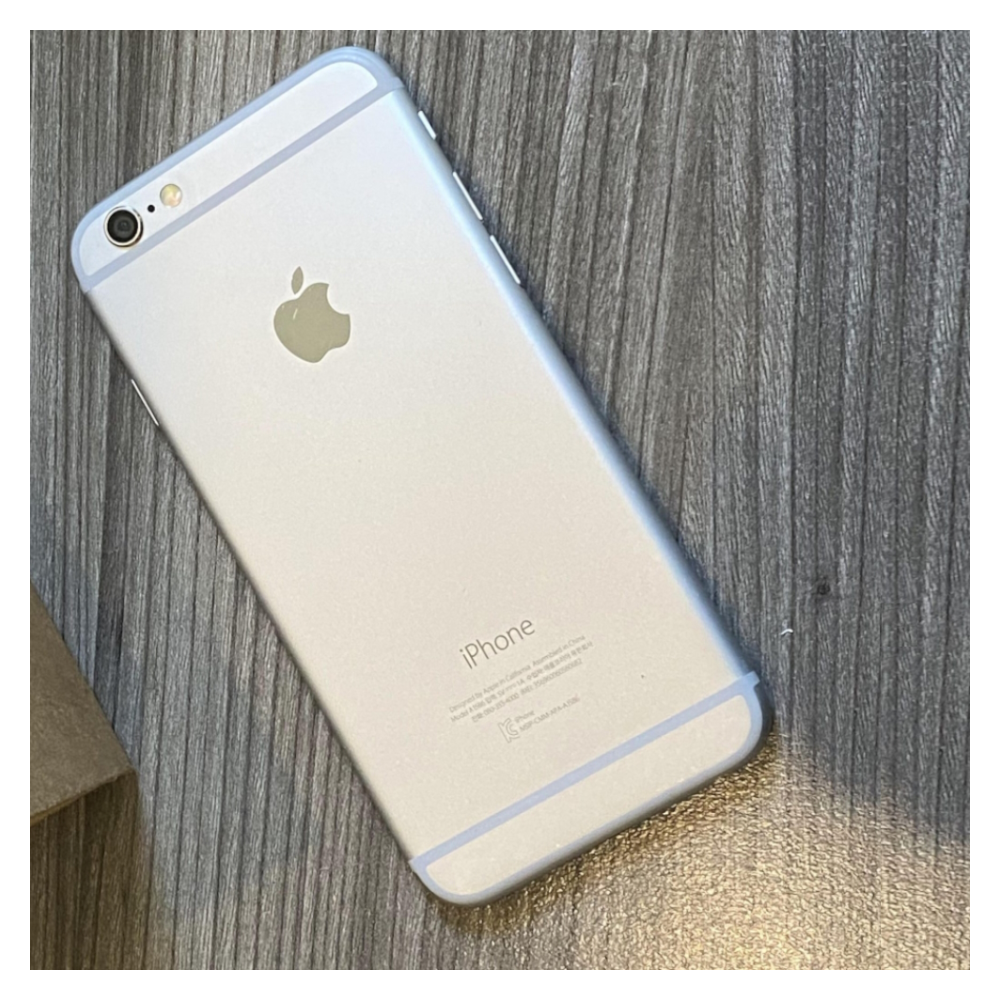 Apple iPhone 6s シルバー Refurbished Apple iPhone 6S (Silver, 64GB) - (Unlocked) Grade B