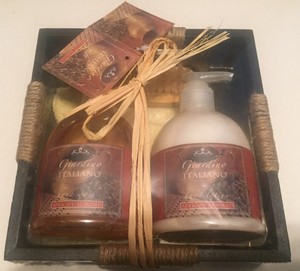 Giardino-Italiano-Apricot-Almond-Hand-Wash-amp-Lotion-set-each-300-mL-towel-brush