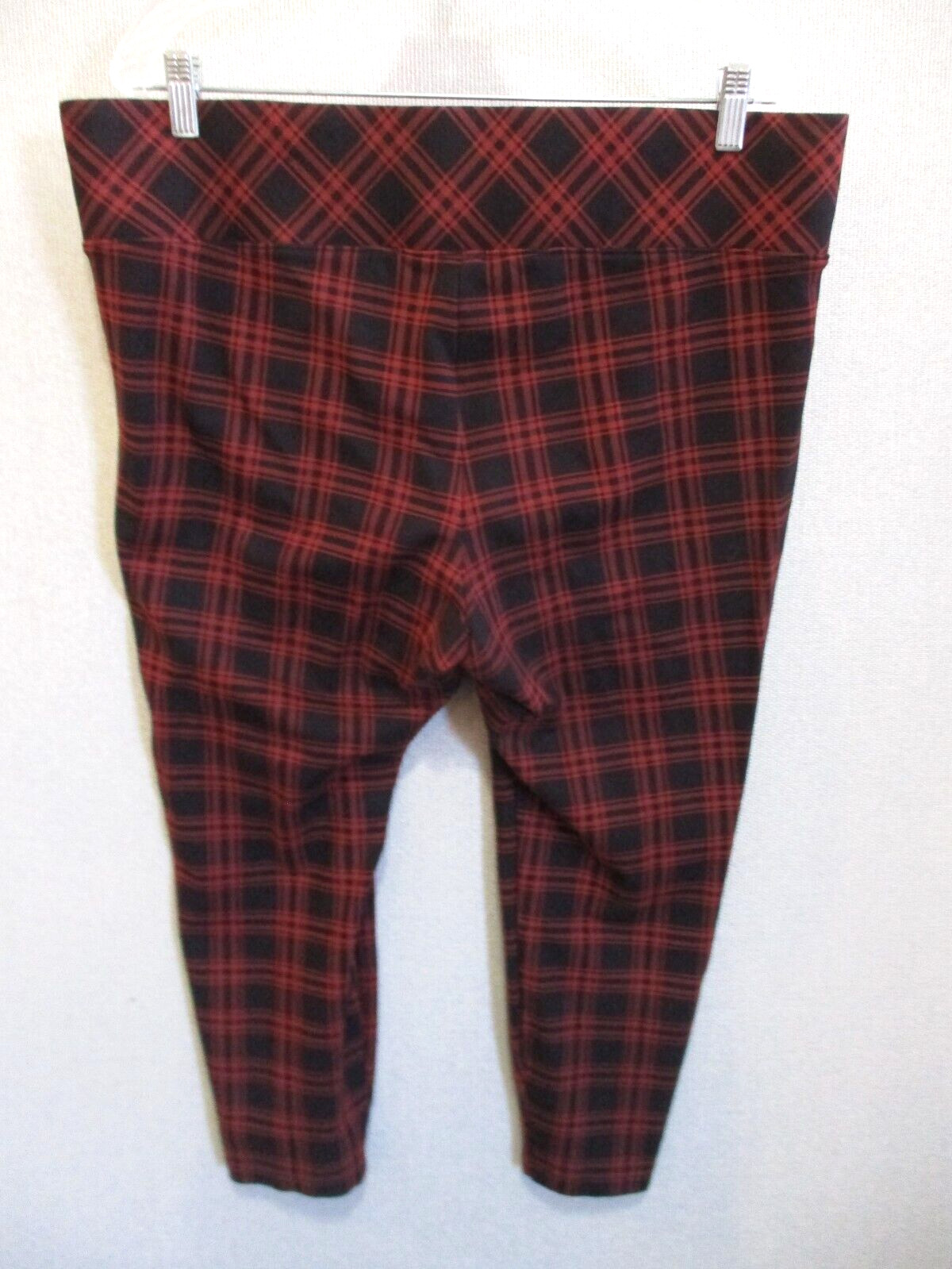Torrid Red Plaid Pixie Pants Size 2 - image 2