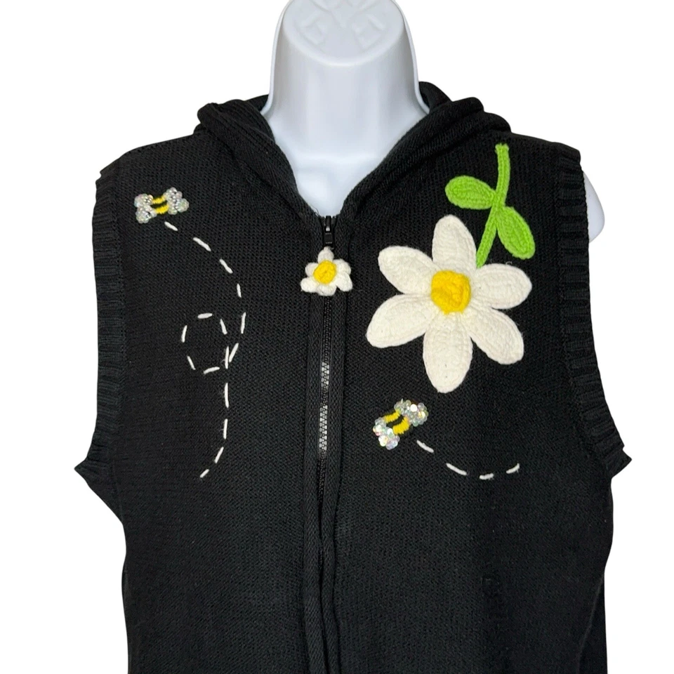 Quacker Factory Sweater Vest Daisy Bees Hooded Zip Up Embellished Embroidered Lg - Image 2 of 4