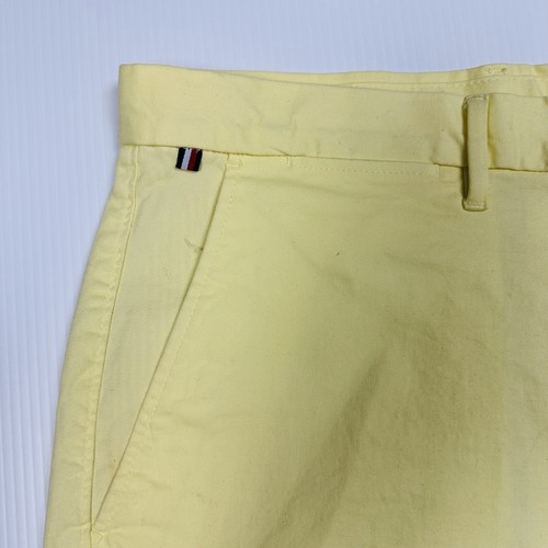 Tommy Hilfiger Men's Brooklyn Short Size 38 Yellow Stretch Designer Menswear - Picture 3 of 11