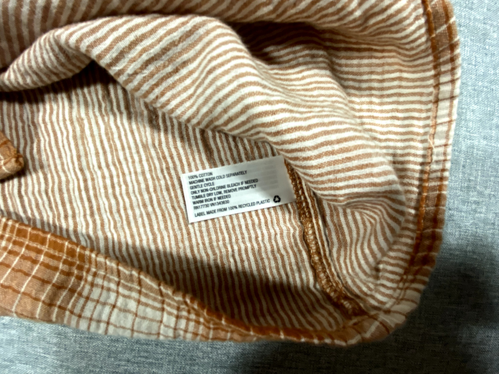 Universal Thread White/Oreange Plaid Button Up To… - image 11