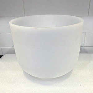 Crystal Singing Bowl. Note E