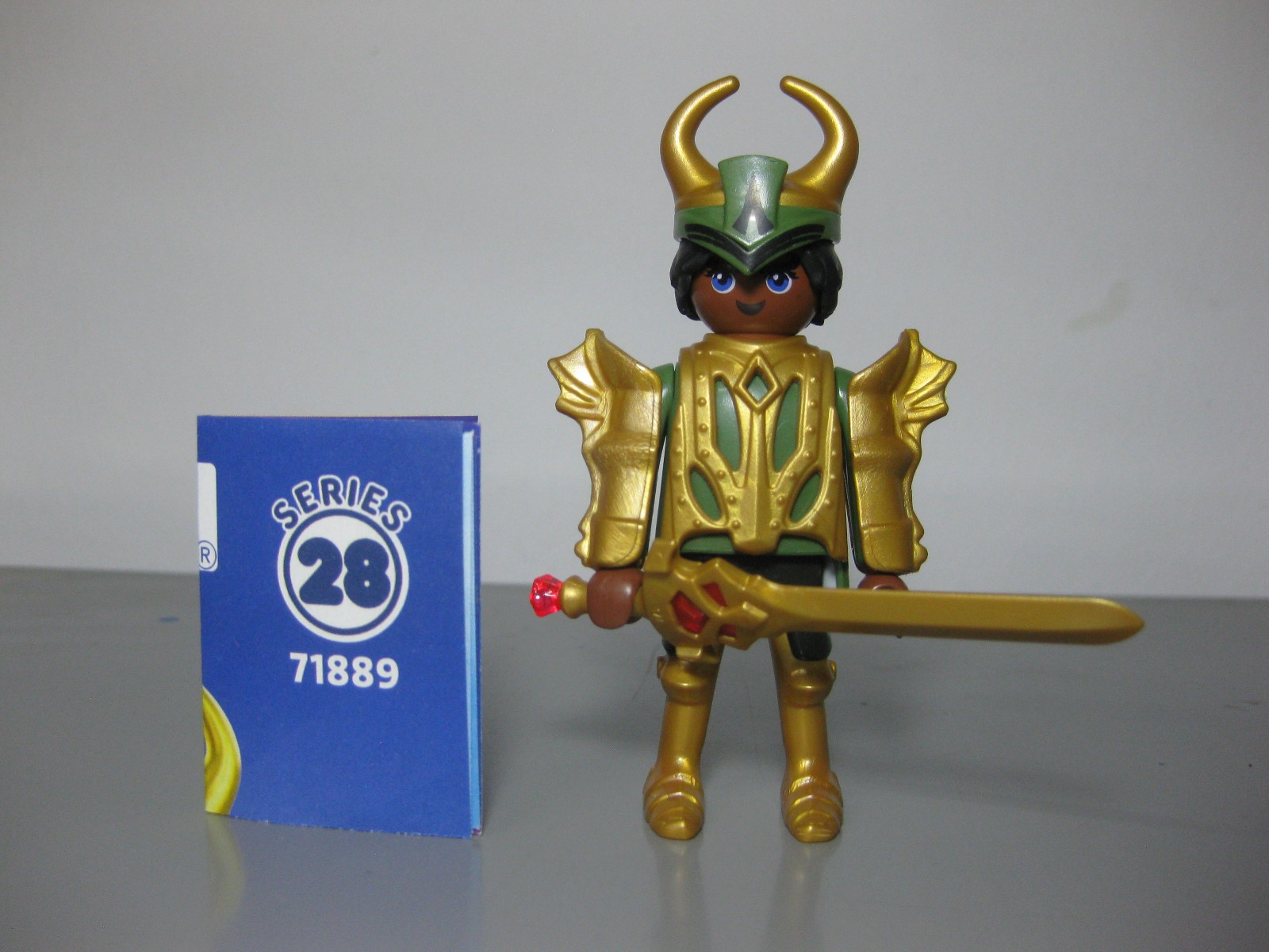 PLAYMOBIL SERIE 28 AZUL -ELIGE TUS FIGURAS - sobre sorpresa nuevos