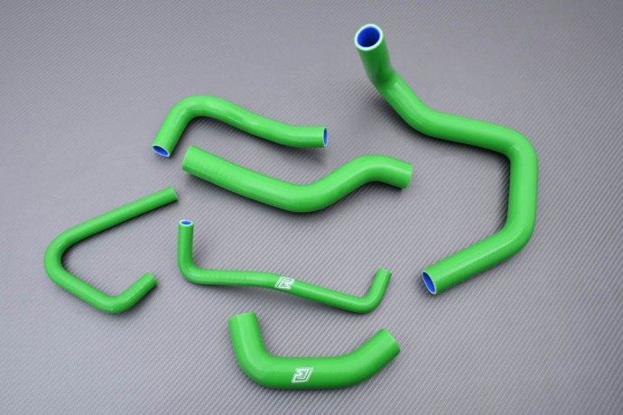 Évitez la surchauffe avec le kit durites radiateur vert Kawasaki ZX6R 2007-08