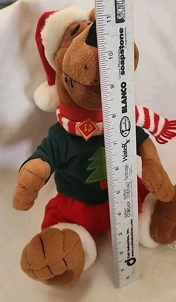 Gemmy SCOOBY DOO Singing Talking Christmas 11" Plush Scarf Santa Hat - Image 2 of 4