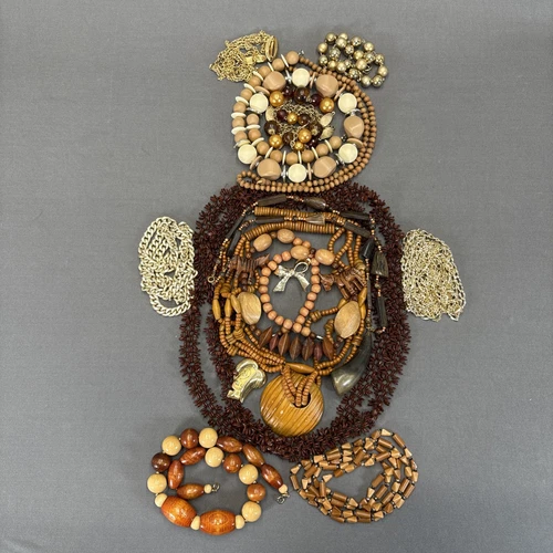 Costume Jewelry Lot Wearable Brown Gold Tone Wooden Boho Nature Vintage to Now