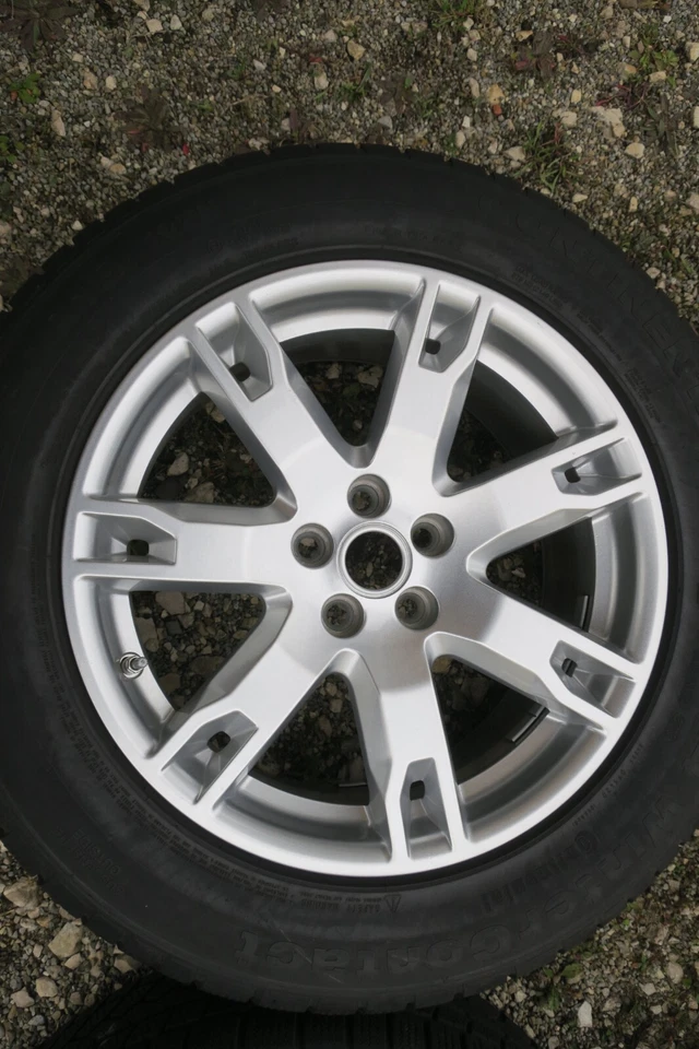 Land Range Rover Evoque Alufelgen 8x18 ET45 BJ32-BB Winterreifen 235 60 _WK67 - Bild 2 von 4