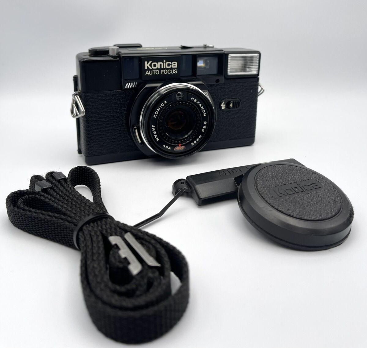 Konica C35 AF2 Auto Focus 38mm Point & Shoot Film Camera Konica C35 AF2 Auto Focus 38mm Point & Shoot Film Camera