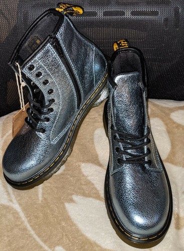 1460 metallic leather boot