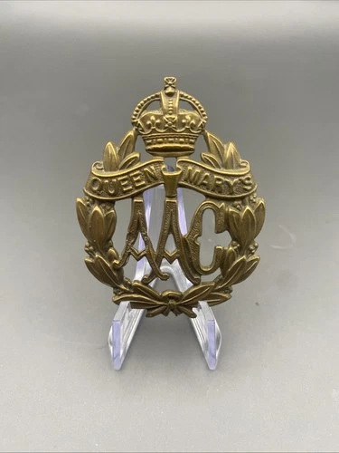 WW1 British Army Queen Mary's Army Auxiliary Corps (AAC) Officer's Cap Badge C2
