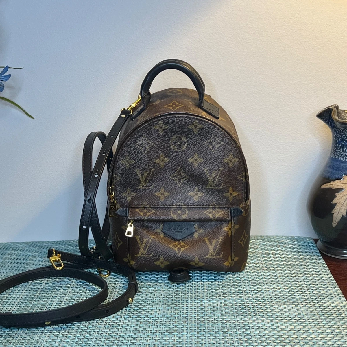 cream belt bag lululemon lemon bunny Curated Bundle: 6 lululemon Everywhere Belt Bags in Neapo main image 1