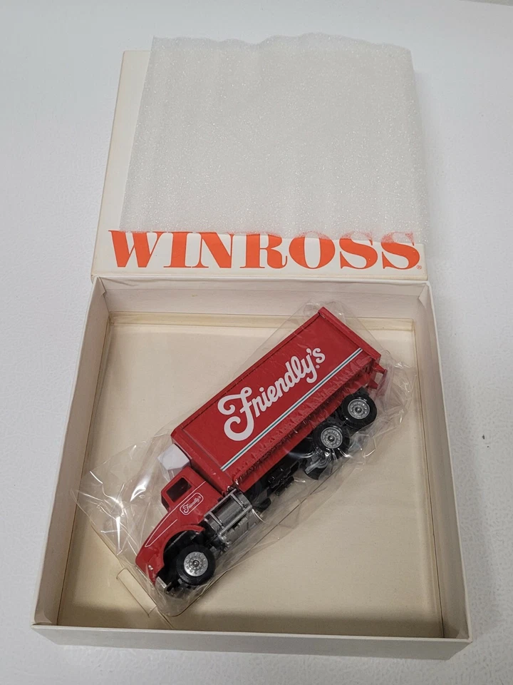 Friendly's (NOS) 1995 Winross BOX Truck - Image 3 of 4