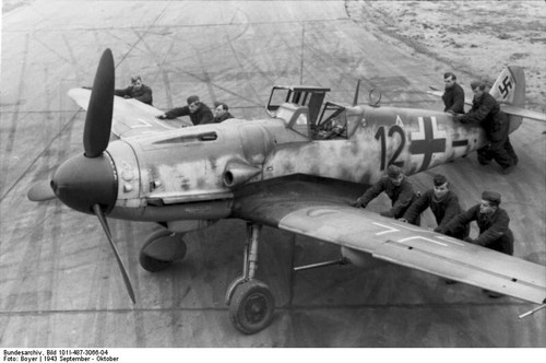 Sora #9 WW2 German Messerschmitt Bf-109 Fighter Plane Model SORA_9 - Picture 5 of 6