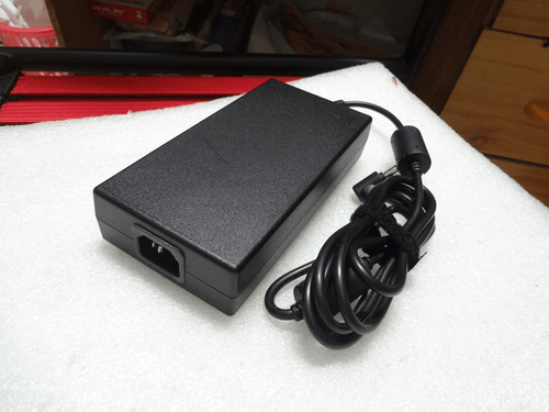 Adaptador Chicony Original 200W para Gigabyte A11-200P1A, ADP-200FB D 5.5*2.5mm - Imagen 5 de 6