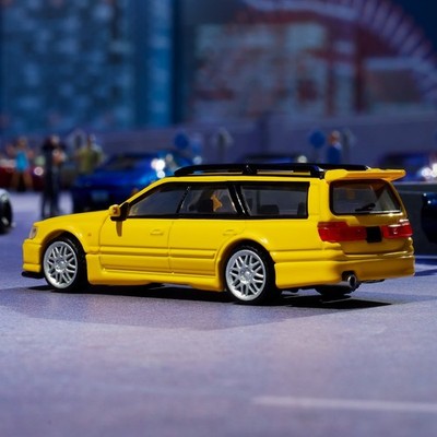 Hot Wheels Elite 64 MOD SHOP Nissan Stagea 260RS - HWR92 - IN HAND