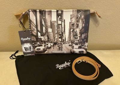 Bagghy Trousse Medium NYC Times Square Clutch/Crossbody w/strap & dust bag