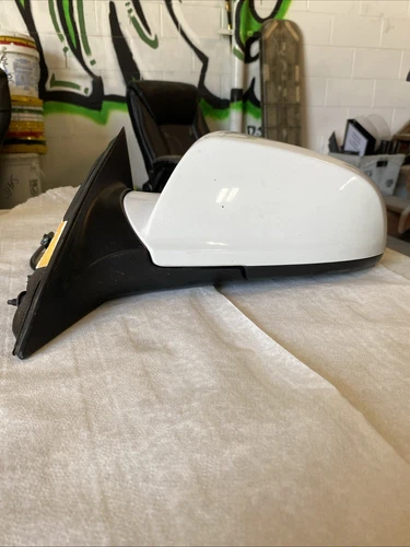2008 2009 2010 2011 2012 Chevy Malibu Left Driver Side View Mirror OEM E1021005