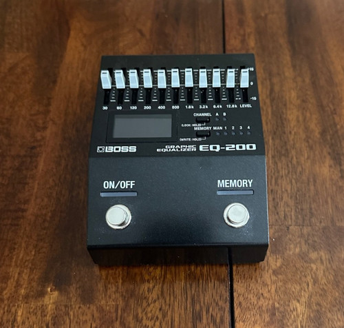 Boss EQ-200 pedal