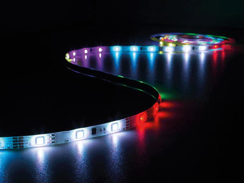 Bande de LED RVB animée 5 mètres pour ambiance gaming et salon