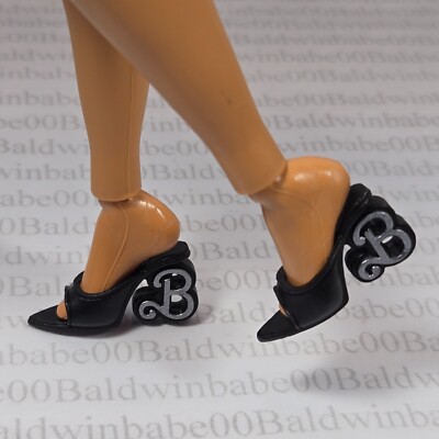 SHOES ~KIT 1 YOU CREATE BASICS MADE TO MOVE DOLL BLACK LOGO MULES SLIDES SANDALS