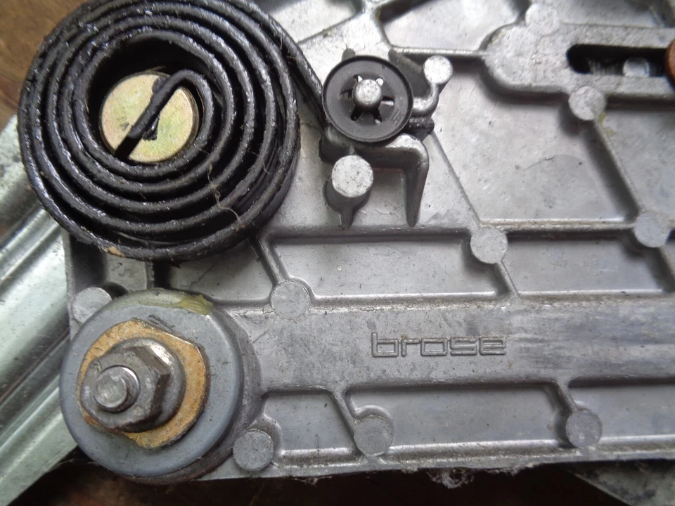 Regulador de ventana delantera Volvo 780 Bertone 1987-1991 izquierdo (conductor) probado 1380911 Foto 3 de 4