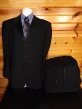 Kenneth Cole New York 40R W32 L29 Black Three Button Closure 2 Piece Wool Tuxedo