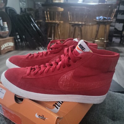 Size 11 - Nike Blazer Premium Vintage Mid Gym Red Pre-owned 