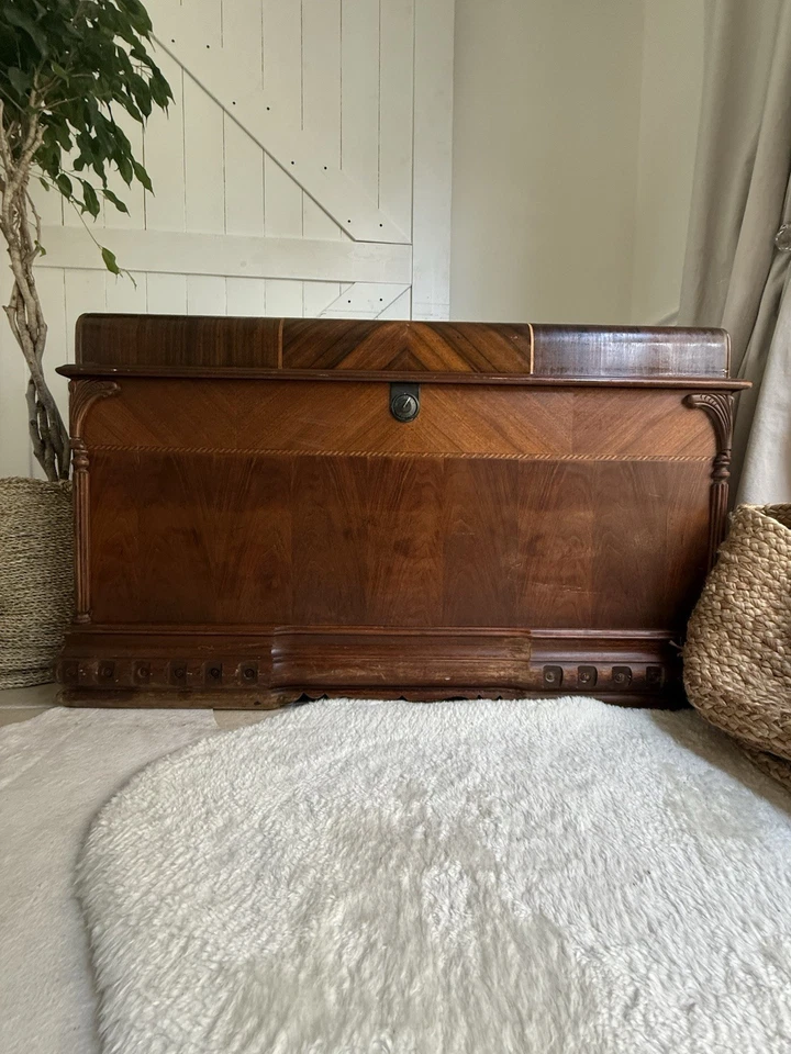 1920s Cavalier Cedar Chest w/ Key – Art Deco Hope Chest – Rare Model 165 - Image 4 of 4