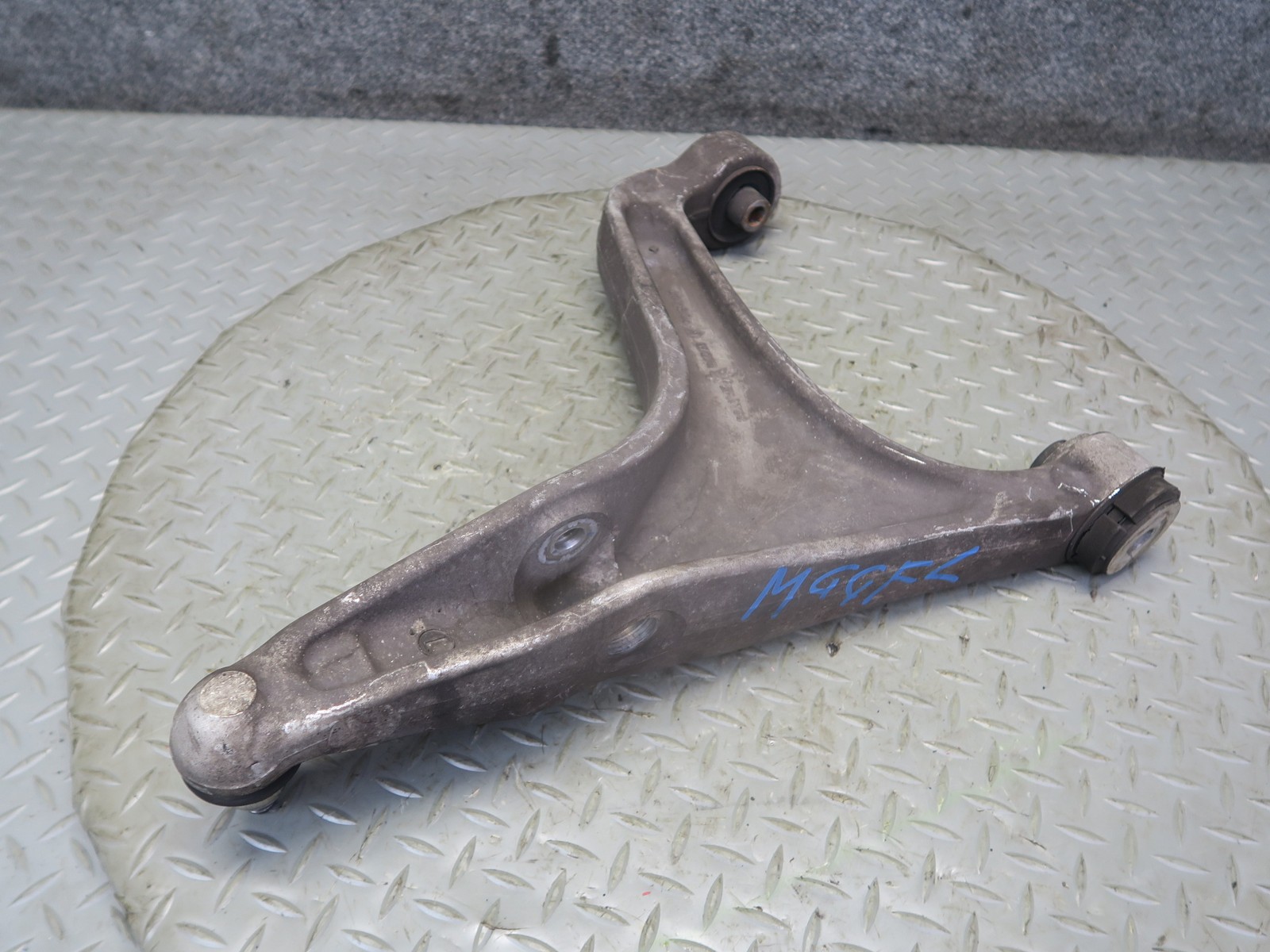 Maserati Ghibli 2014-2017 FRONT+LEFT+UPPER Control arm