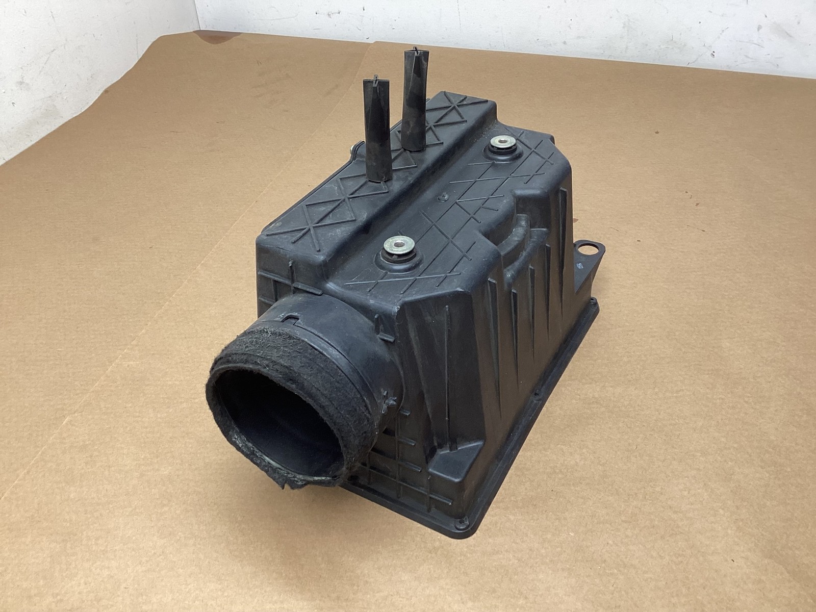 McLaren 650S 2016 Rear Left Driver Air Cleaner Filter Box 15 - 17 :Y